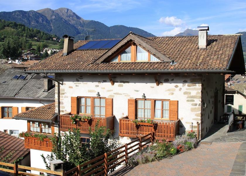 Trentino-Alto Adige Castello-Molina di Fiemme Facade