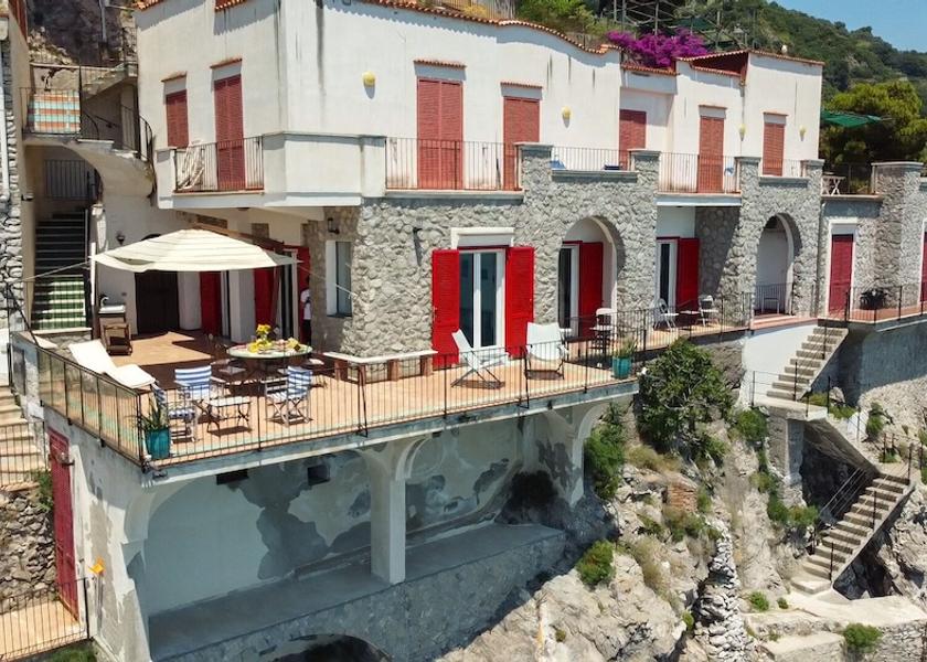 Campania Cetara Exterior Detail