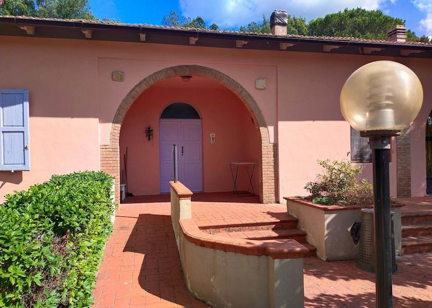 Tuscany Gambassi Terme Exterior Detail