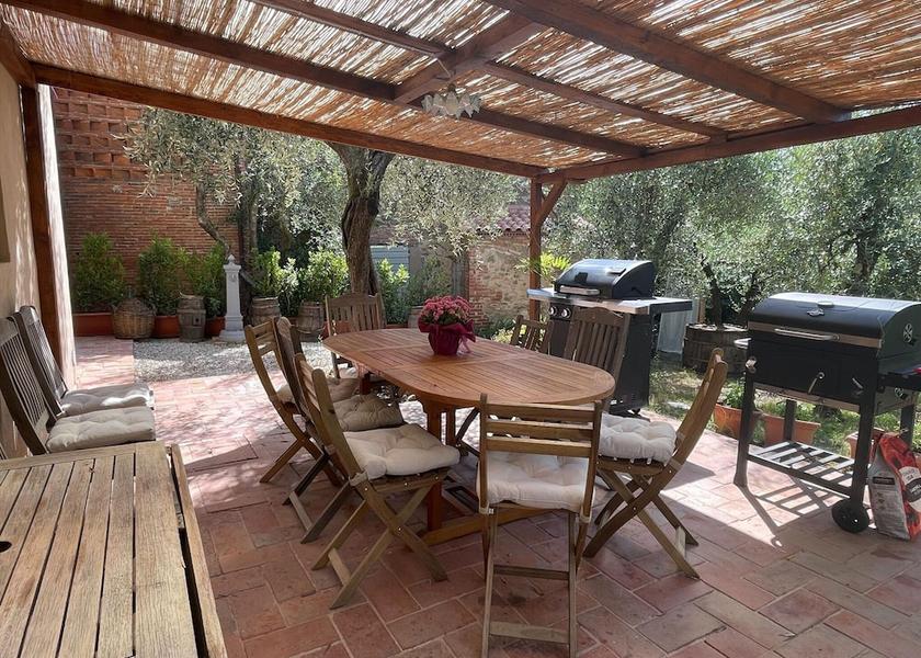Tuscany Larciano Dining Area