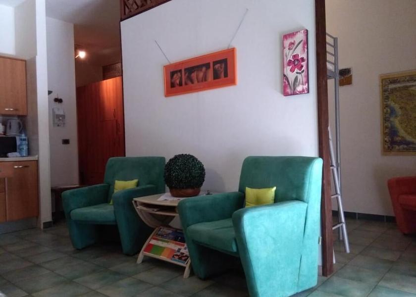 Puglia Lizzanello Interior Entrance