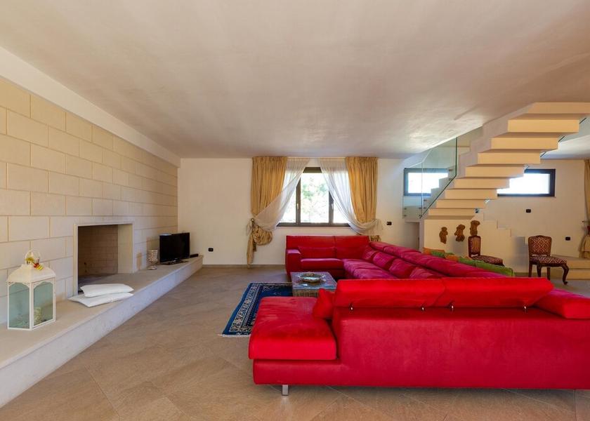 Puglia Lizzanello Interior Entrance