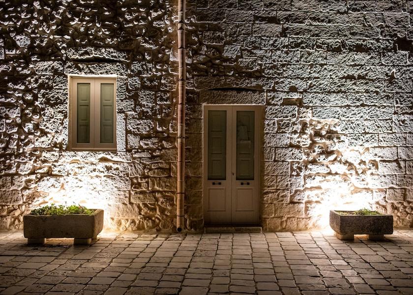 Puglia Lizzanello Facade