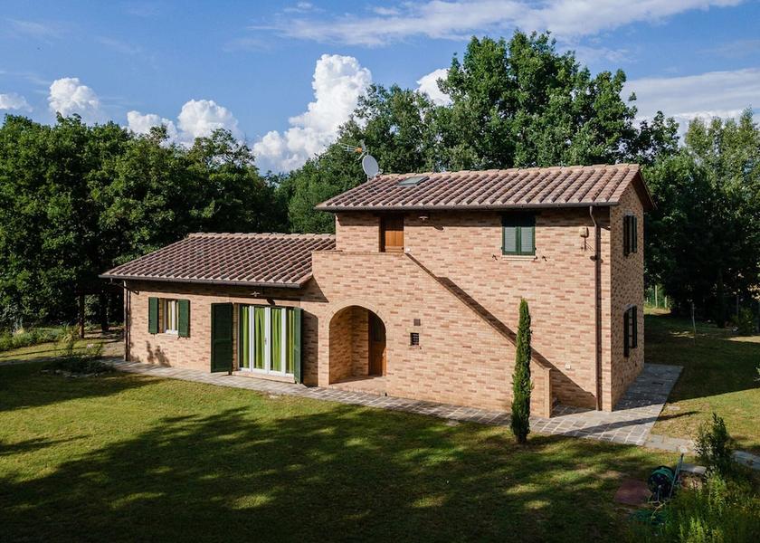 Tuscany Marciano della Chiana Exterior Detail