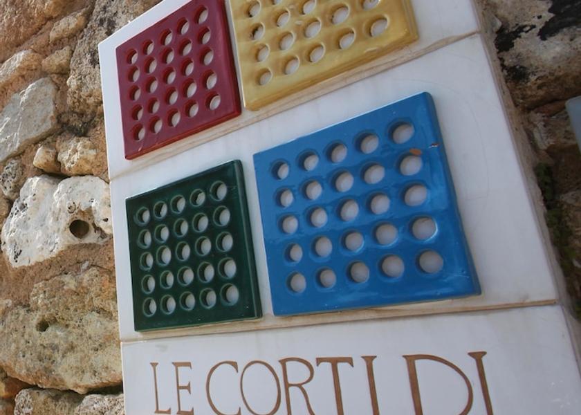 Puglia Patu Exterior Detail