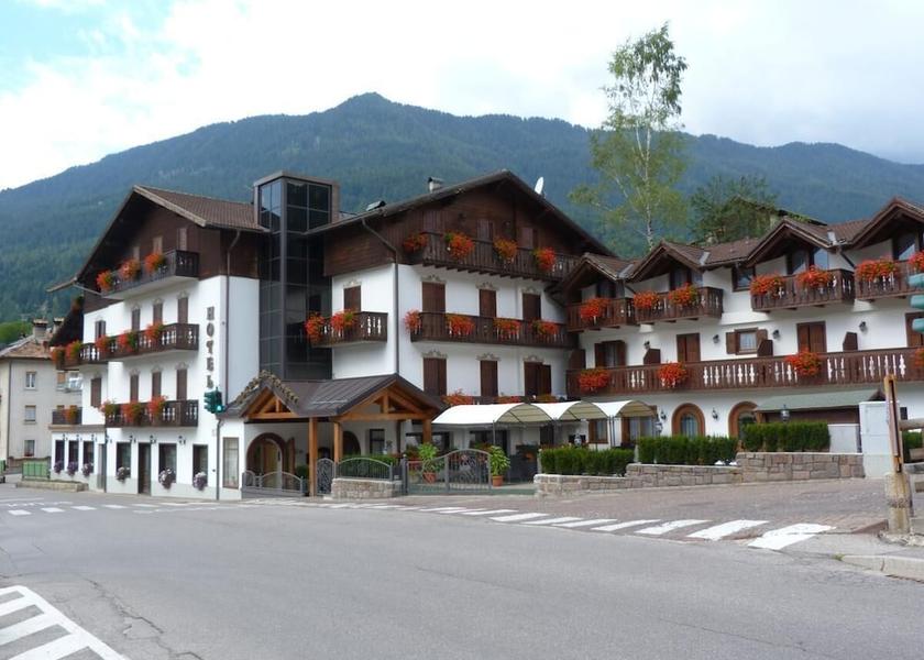 Trentino-Alto Adige Primiero San Martino di Castrozza Facade