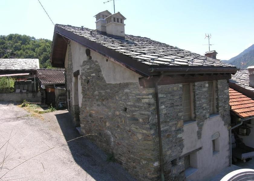 Valle d'Aosta Saint-Vincent Exterior Detail