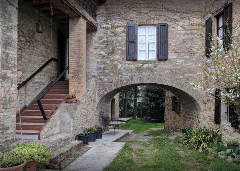 Emilia-Romagna Salsomaggiore Terme Exterior Detail
