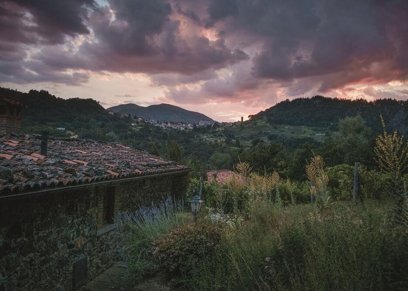 Tuscany San Romano in Garfagnana Exterior Detail