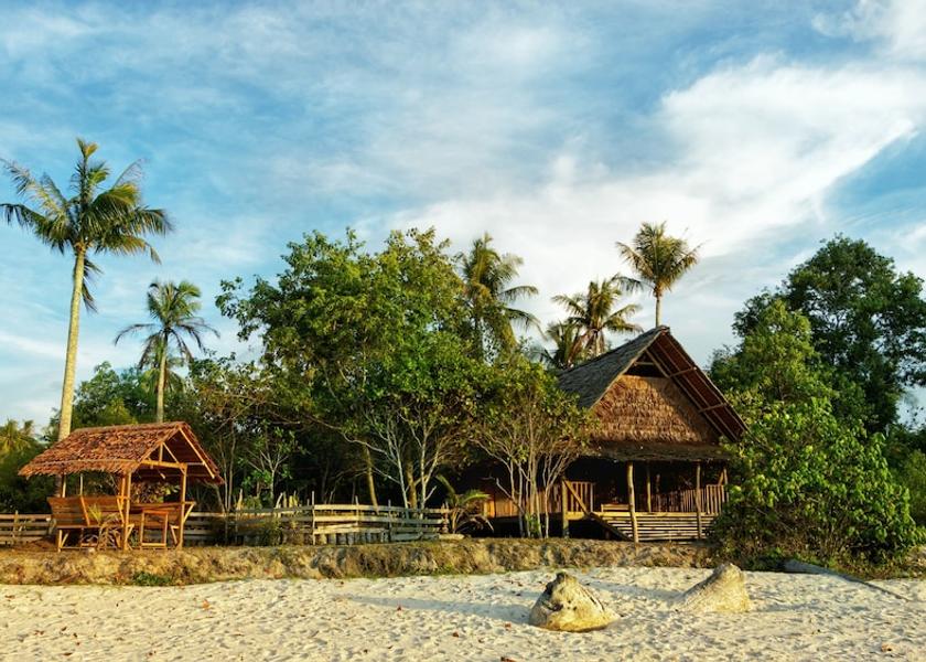 Sabah Kuala Penyu Exterior Detail