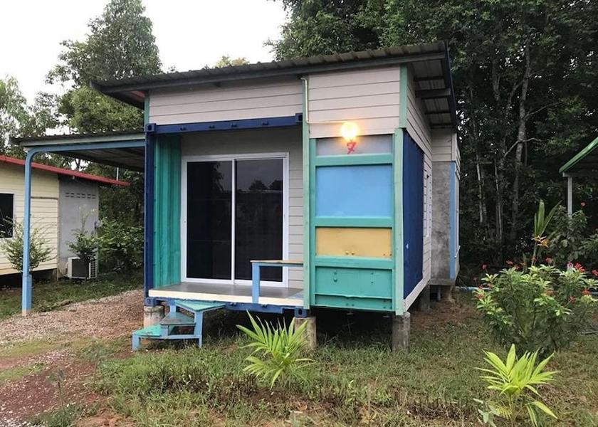 Udon Thani Province Ban Dung Room