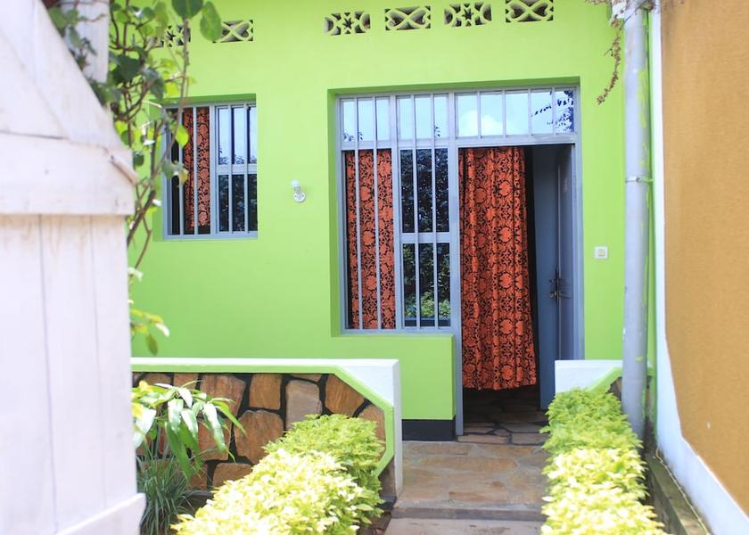  Bujumbura Exterior Detail