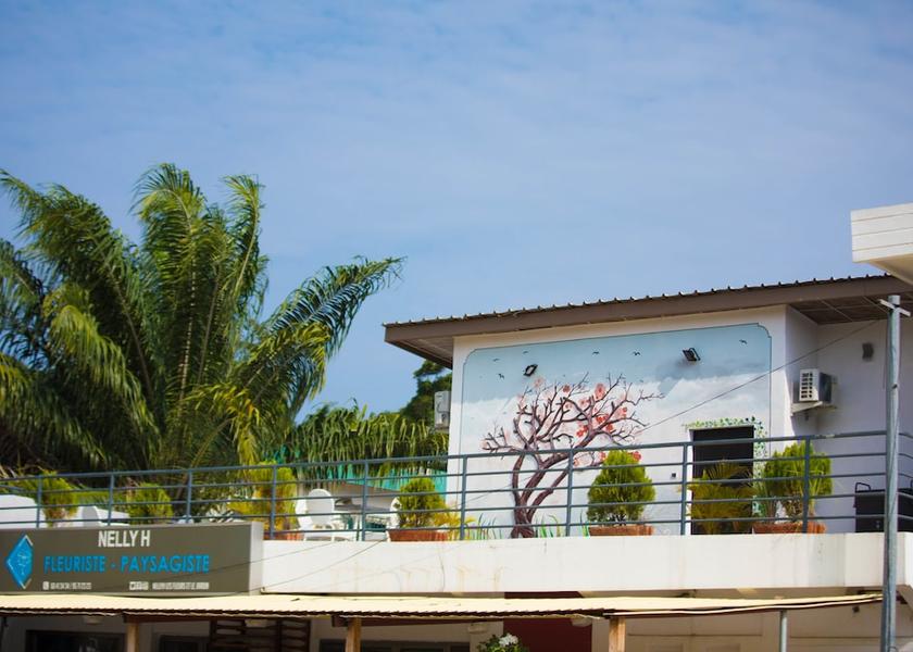 Cotonou Exterior Detail