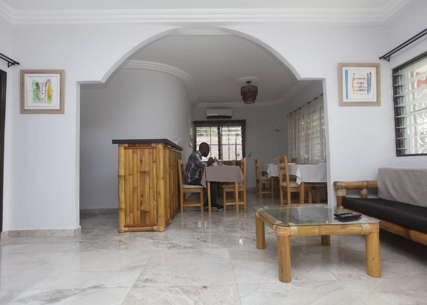  Cotonou Lobby