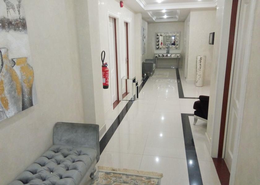  Brazzaville Interior Entrance