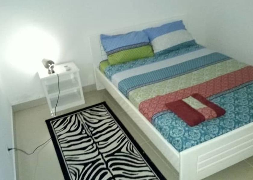  Libreville Room