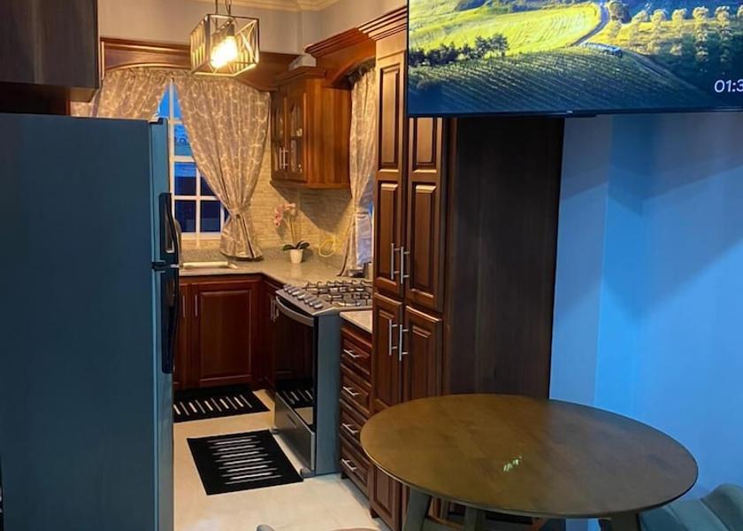  Georgetown Kitchen