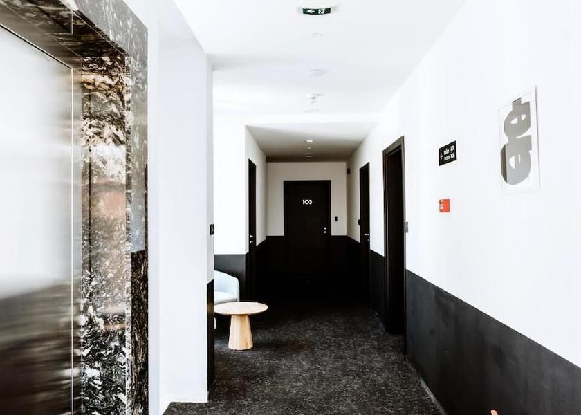 Podgorica Capital City Podgorica Interior Entrance