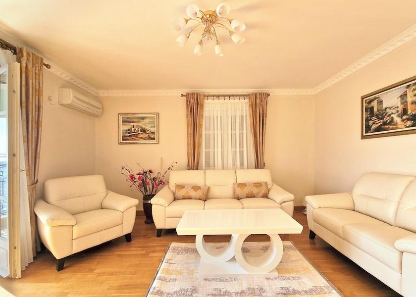  Sveti Stefan Living Area