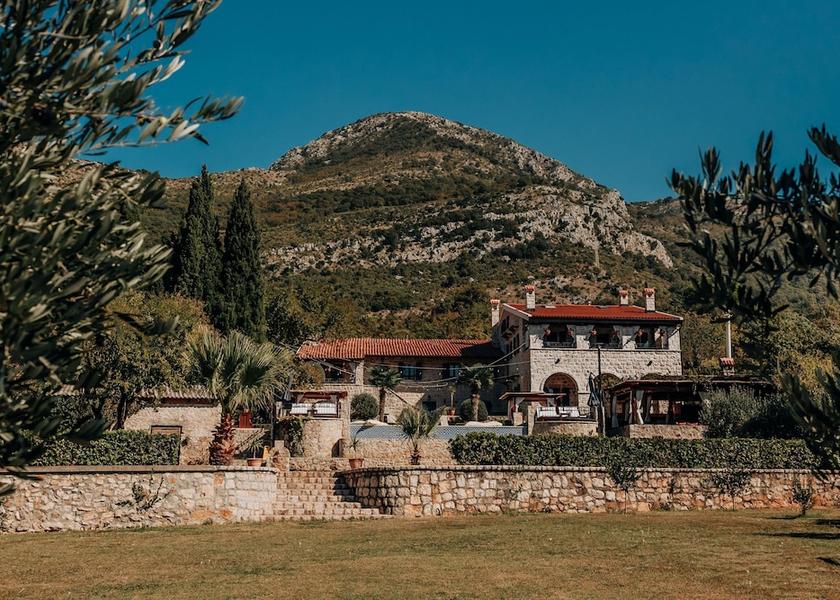  Sutomore Primary image