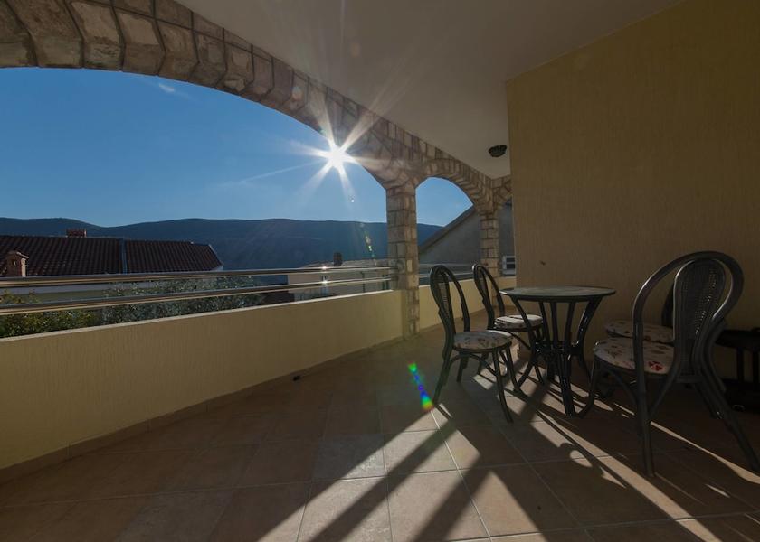  Igalo Terrace