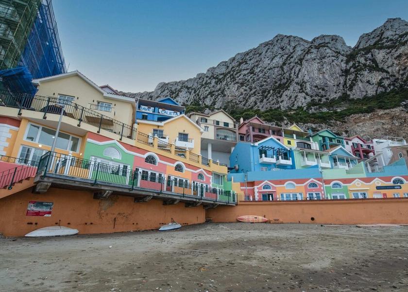  Gibraltar Exterior Detail