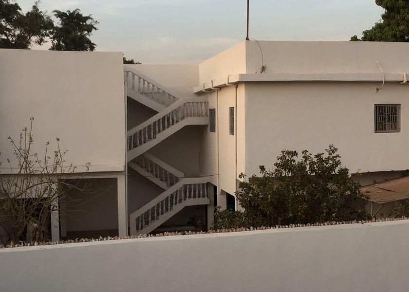  Bamako Facade