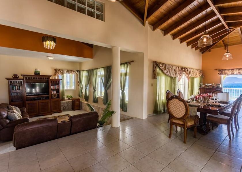  The Valley Living Area