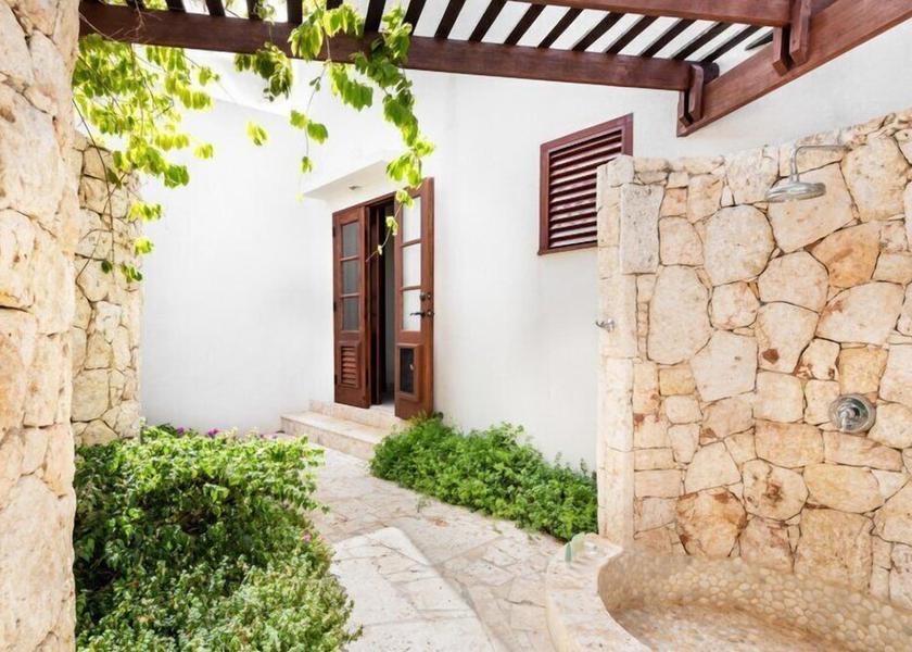  Shoal Bay Property Grounds