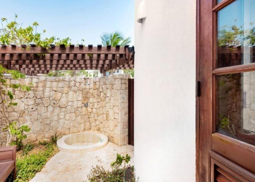  Shoal Bay Property Grounds