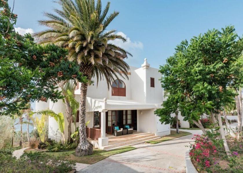  Shoal Bay Exterior Detail