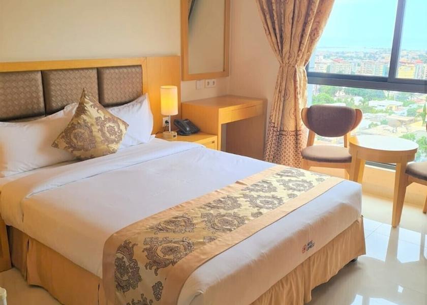  Luanda Room