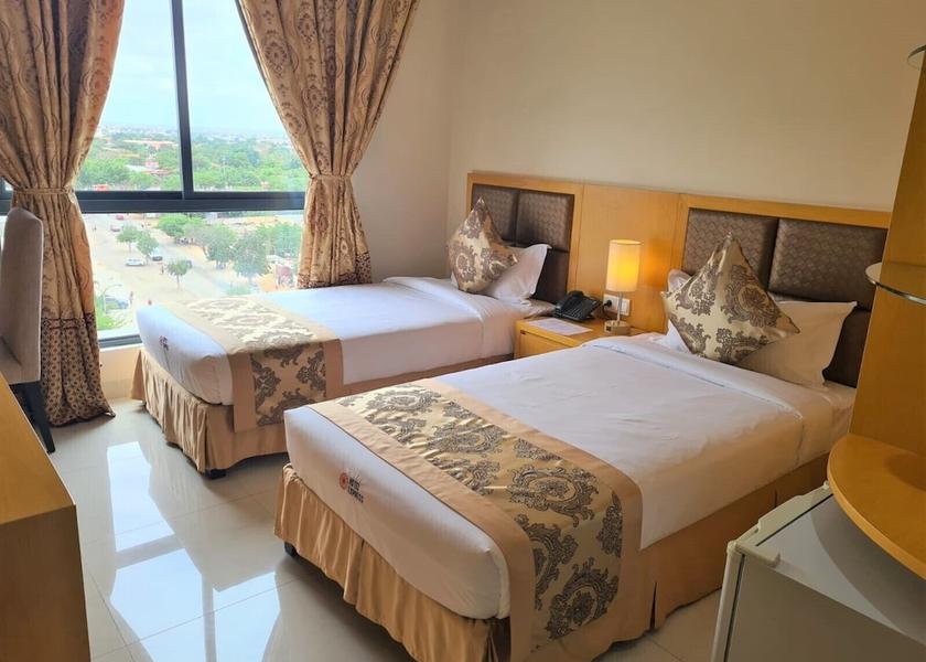  Luanda Room