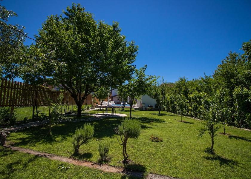 Herzegovina-Neretva Canton Mostar Garden