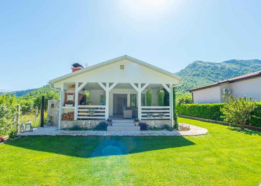 Herzegovina-Neretva Canton Mostar Facade