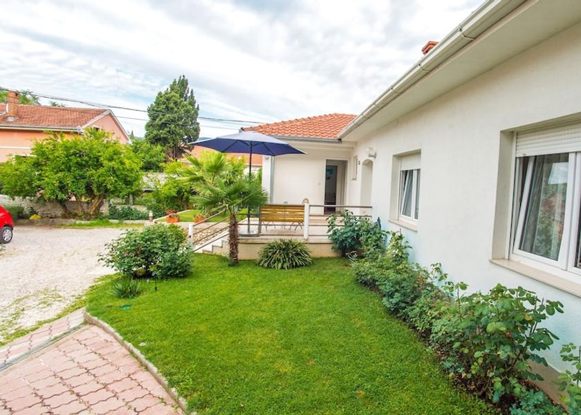 Herzegovina-Neretva Canton Mostar Exterior Detail