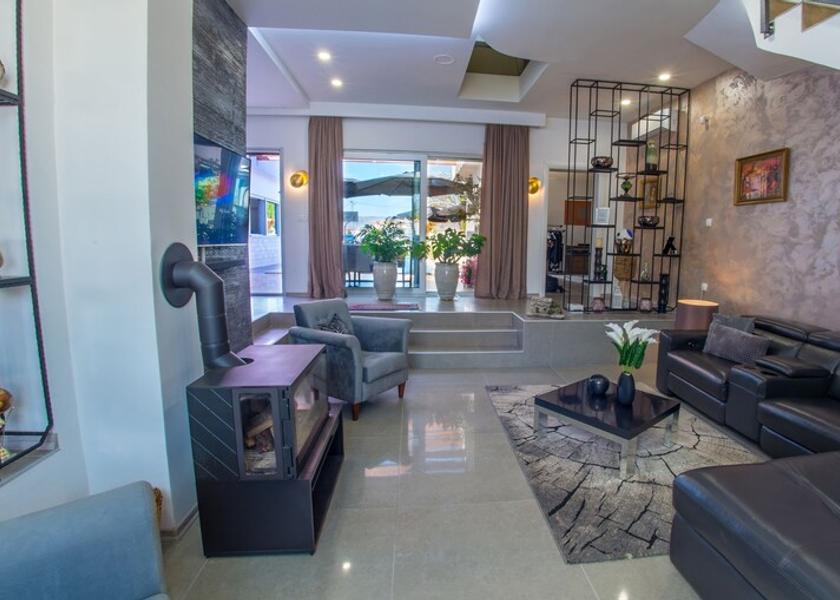 Herzegovina-Neretva Canton Mostar Living Area