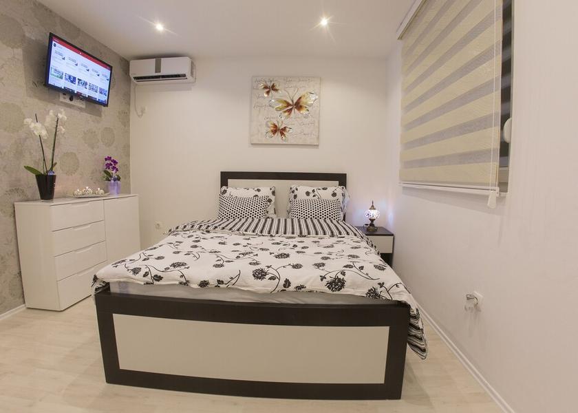 Herzegovina-Neretva Canton Mostar Room