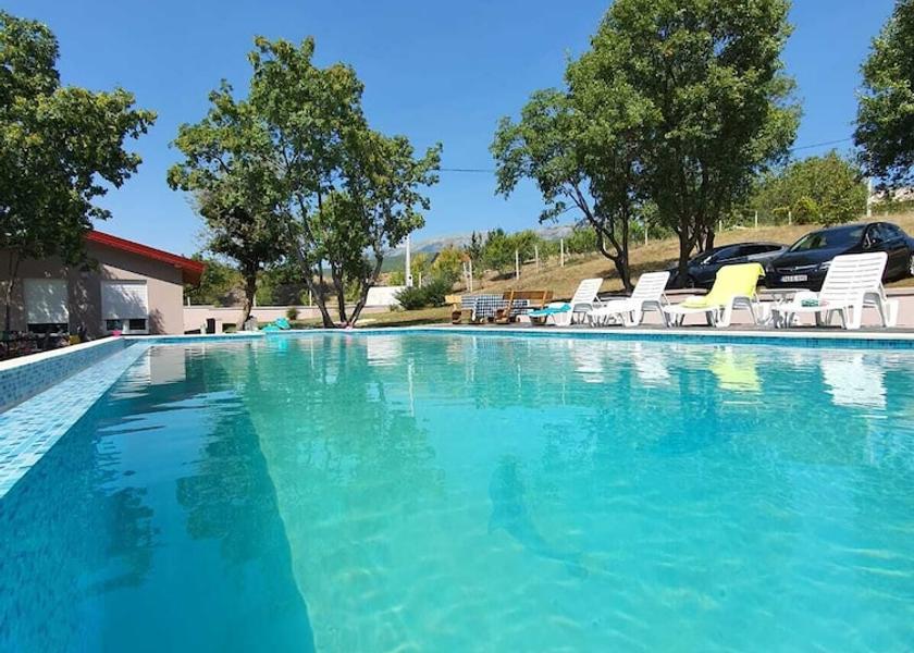 Herzegovina-Neretva Canton Mostar Exterior Detail