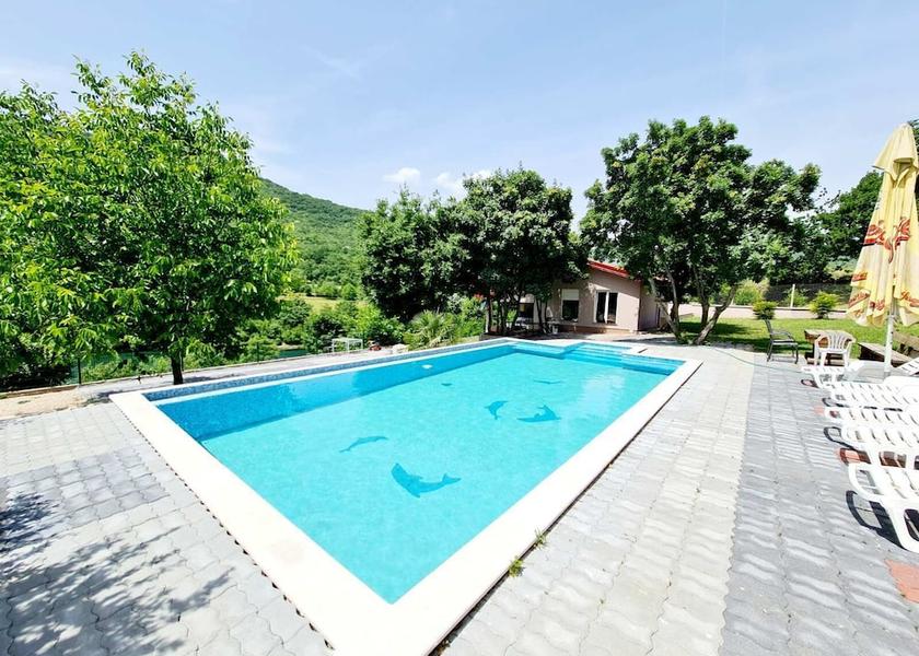 Herzegovina-Neretva Canton Mostar Exterior Detail