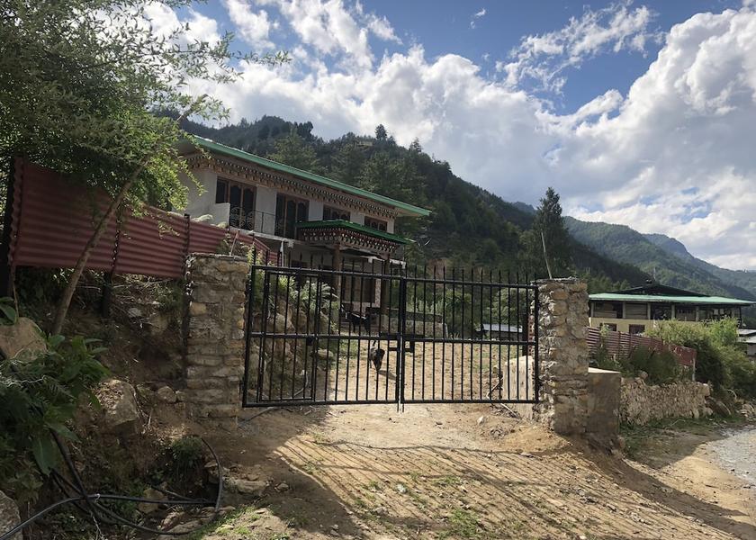  Paro Entrance