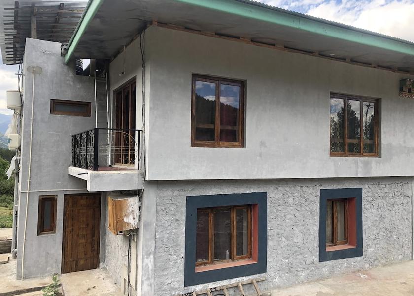  Paro Exterior Detail