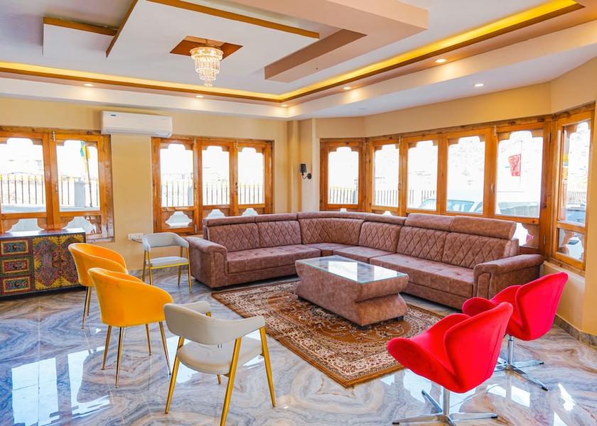 Paro Paro Lobby