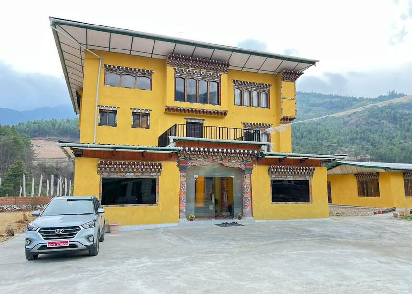  Paro Exterior Detail