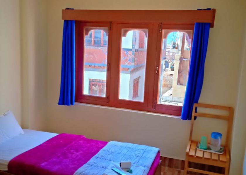  Paro Room