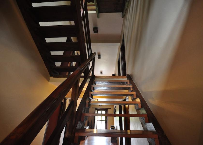  Paro Interior Entrance