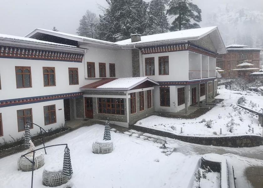  Paro Facade