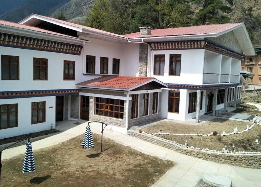  Paro Exterior Detail