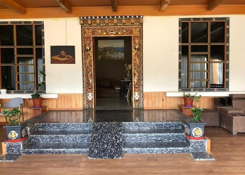  Paro Facade