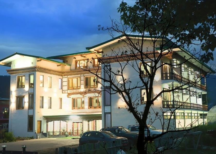  Paro Facade